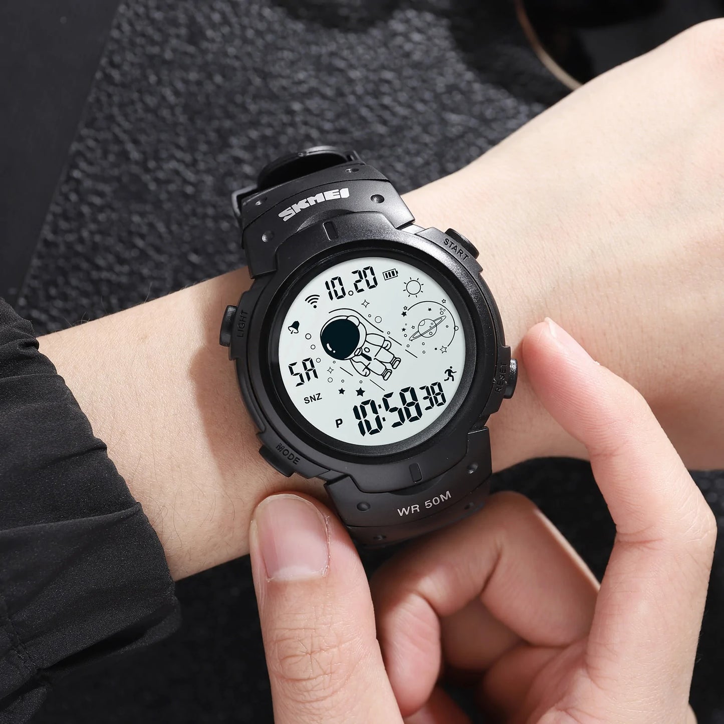 SKMEI COSMONAUT SERIES-BK